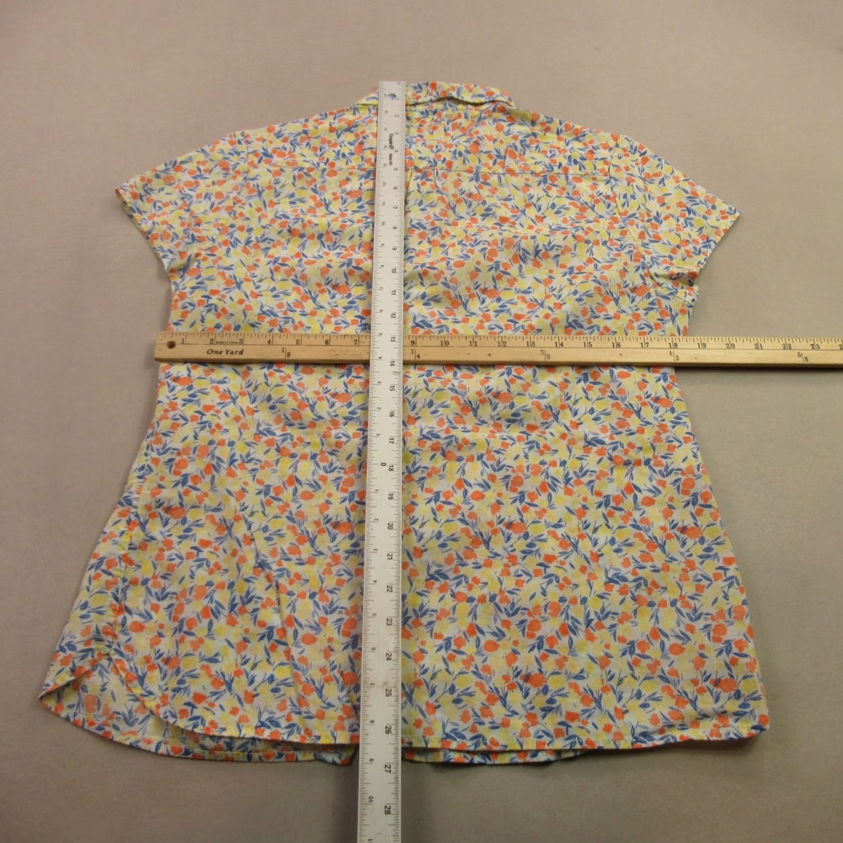 Vintage LL Bean Shirt Womens Medium Short Sleeve Lightweight Top Button Front Floral Size M / US 6-8 / IT 42-44 - 7 Thumbnail