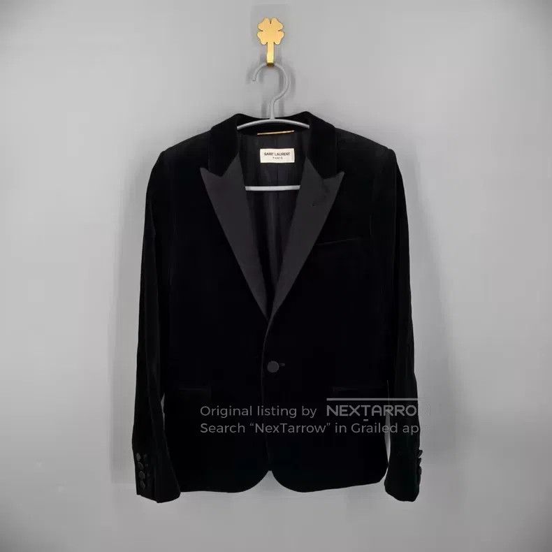 Saint Laurent Paris Saint Laurent Paris Black Velvet Suit i Size XXS / US 00 / IT 34 - 1 Thumbnail
