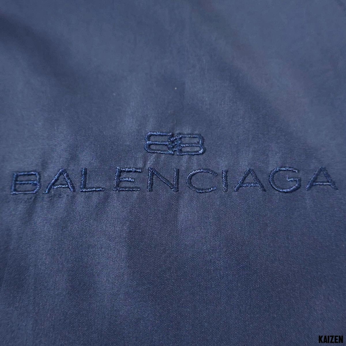 Balenciaga BALENCIAGA - VINTAGE EMBROIDERED SCRIPT LOGO LIGHT JACKET Size US XL / EU 56 / 4 - 8 Thumbnail
