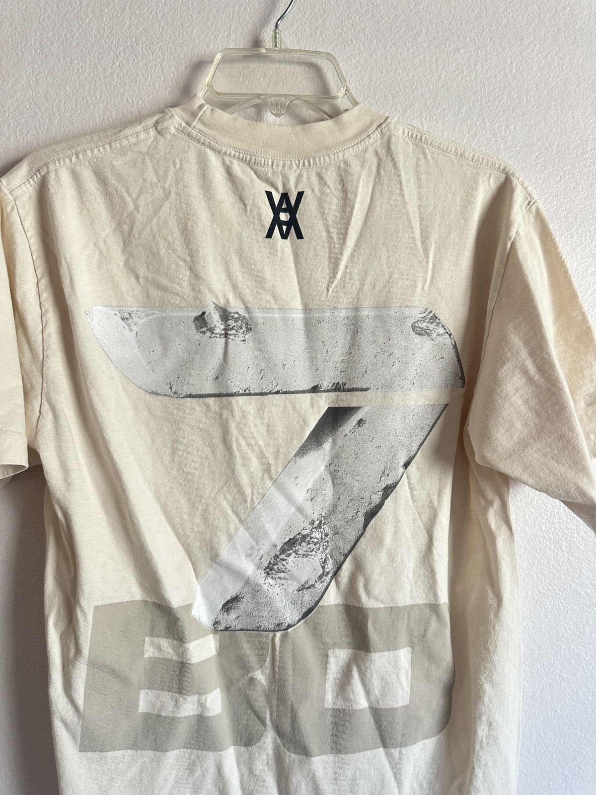 Daniel Arsham Daniel Arsham x Call of Duty Tee, size Small, NEVER WORN Size US S / EU 44-46 / 1 - 6 Thumbnail