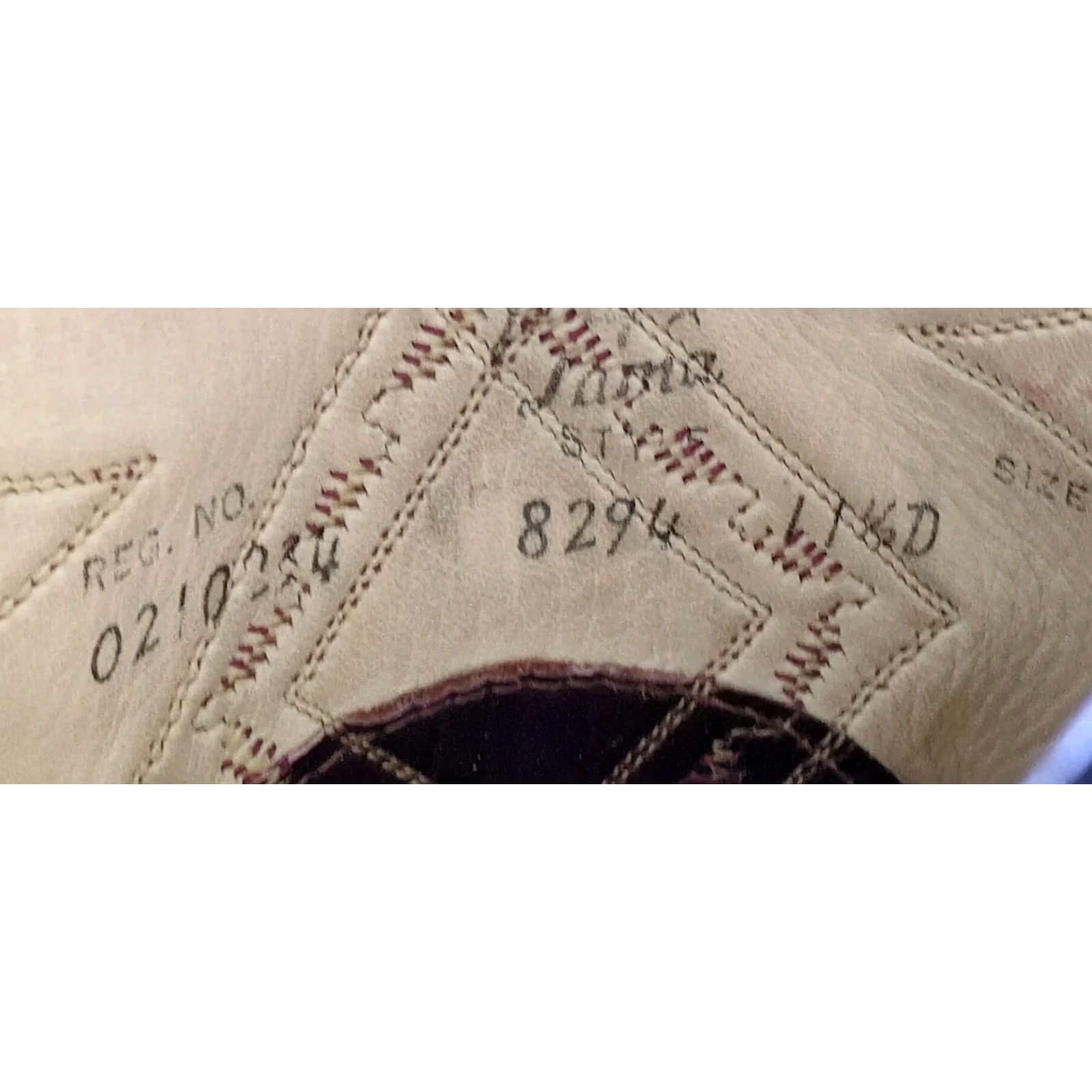 Tony Lama VINTAGE Tony Lama Boots Cowboy El Rey Leather Made In USA 11.5 D Mens Western Size US 12 / EU 45 - 7 Thumbnail