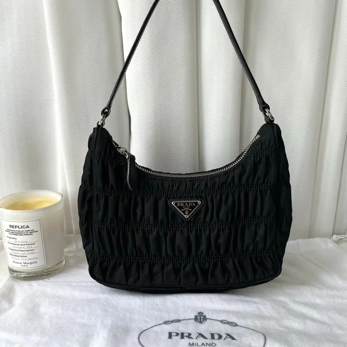 Prada PRADA Re-Edition 2005 mini black nylon logo quilted shoulder bag Size ONE SIZE - 1 Thumbnail