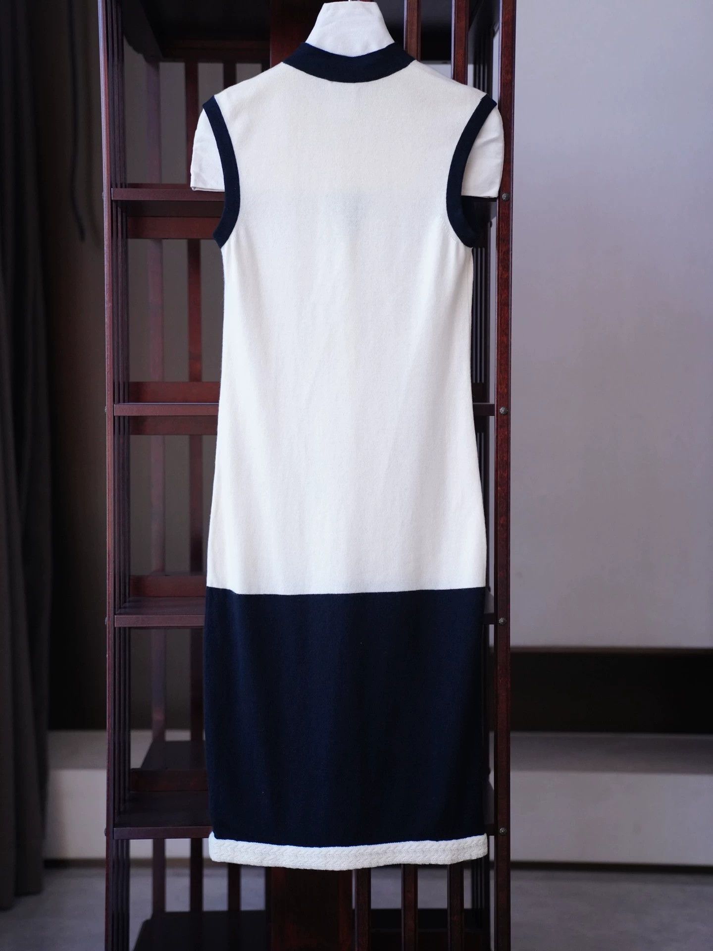 Chanel Chanel Black & White Bow Cashmere Vest Dress FR36 S Size XS / US 0-2 / IT 36-38 - 5 Thumbnail