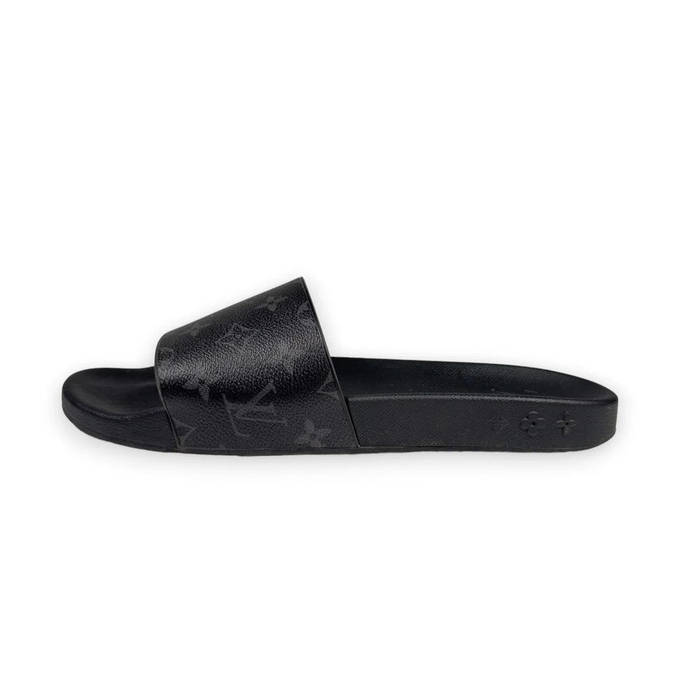 Louis Vuitton Classic LV Monoram Slides Size US 10 / EU 43 - 3 Thumbnail
