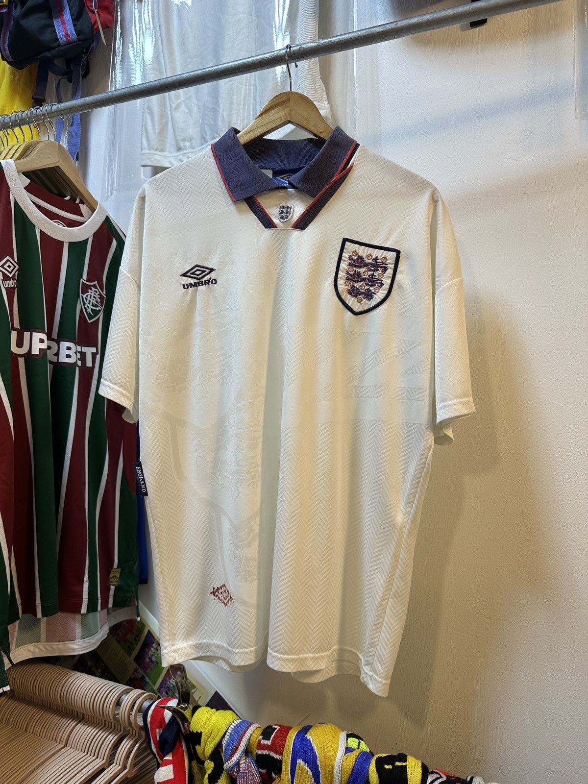 Umbro Vintage 1994 England Home Kit Size US L / EU 52-54 / 3 - 1 Thumbnail