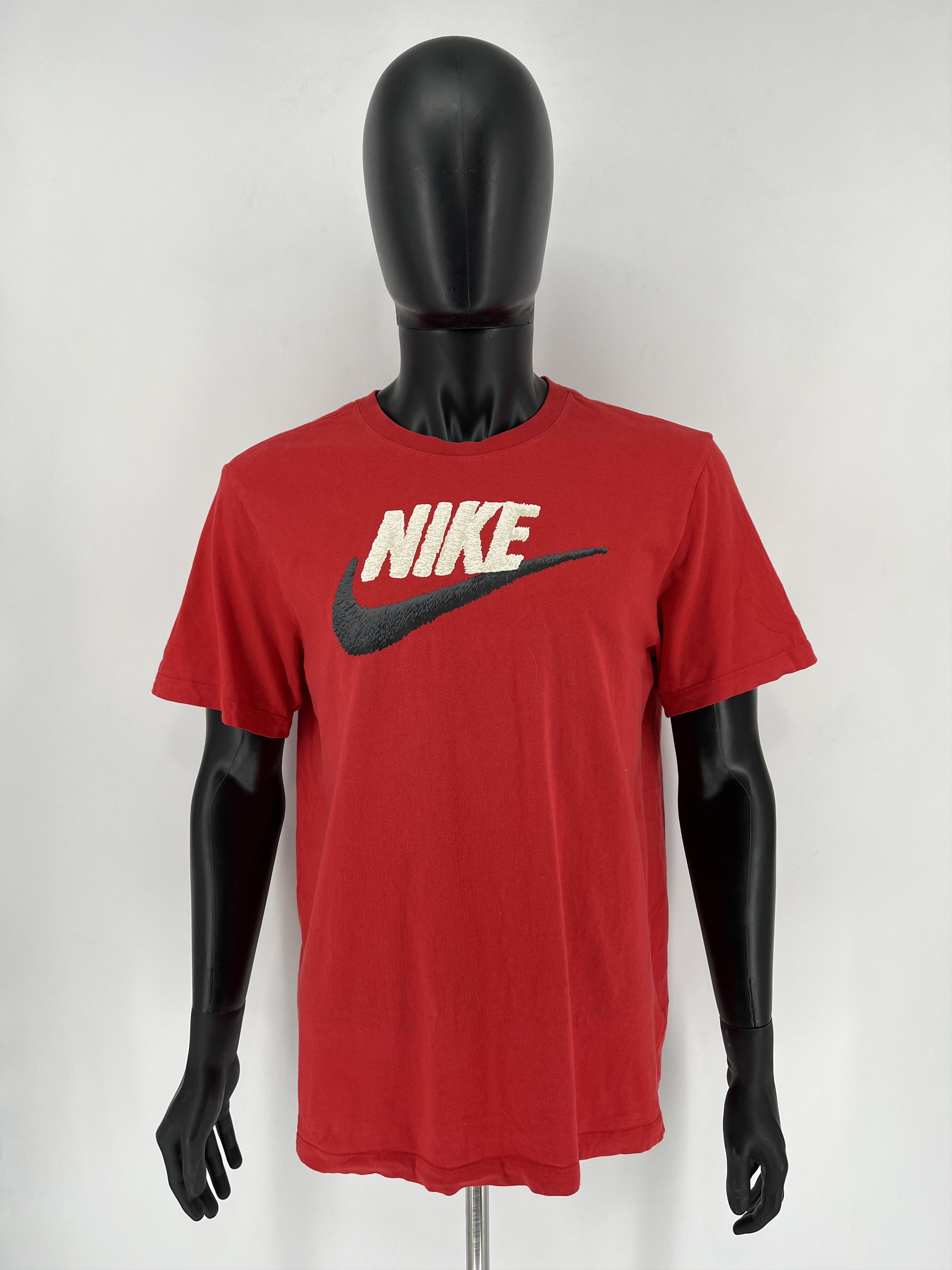Nike Vintage Y2K Nike Big Logo Tee Travis Scott Style Grailed Size US L / EU 52-54 / 3 - 2 Thumbnail