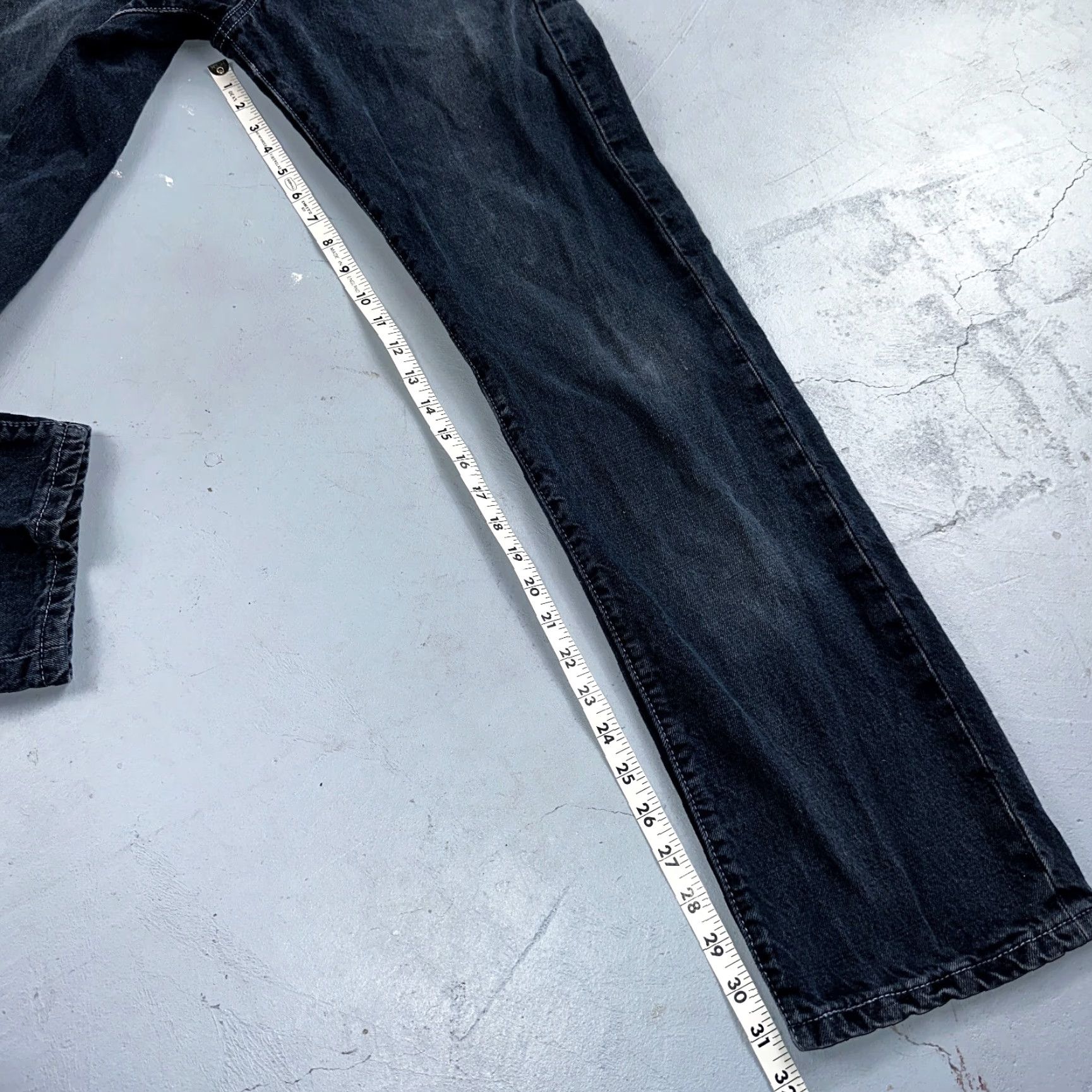 Levi's VINTAGE Levi's 501 Jeans Main Selling Point 90s Mexico Straight Leg 29x32 28x31 Dark Wash Blue Cotton Denim Mens Regular Jeans 501 Series 90s Theme Size US 29 - 5 Thumbnail