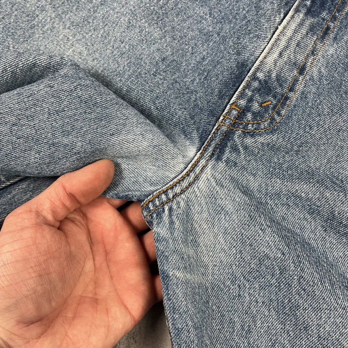 Levi's Vintage Levi’s 550 relaxed fit baby blue USA Jeans 90’s Size US 34 / EU 50 - 12 Thumbnail
