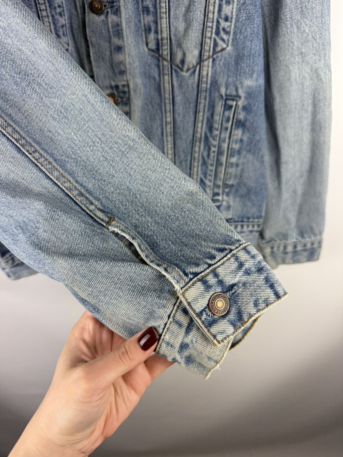 Levi's VTG 90s Levi’s Type 3 Light Blue Washed Denim Trucker Jacket Size US M / EU 48-50 / 2 - 8 Thumbnail