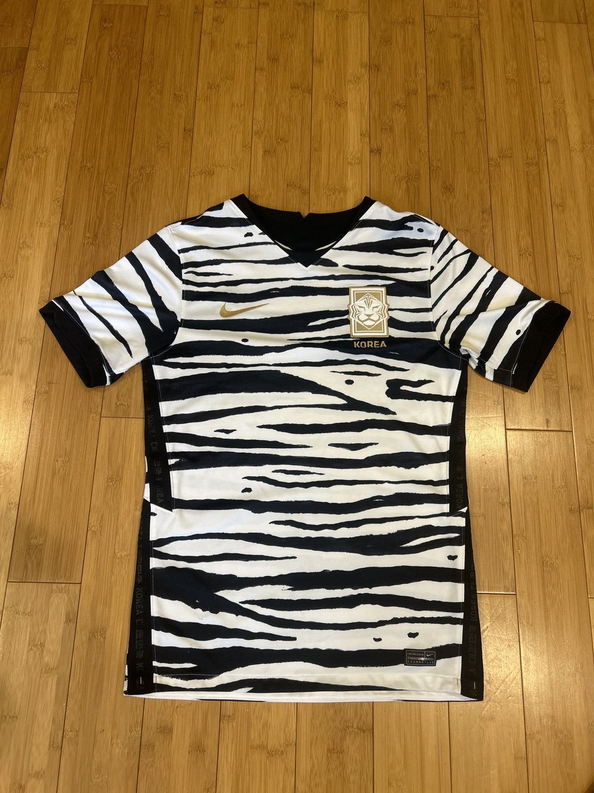 Nike South Korea 2020-2021 Away Jersey Size US S / EU 44-46 / 1 - 1 Thumbnail