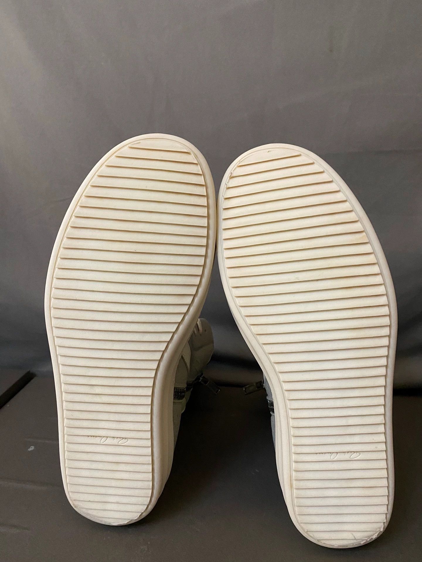 Rick Owens Rick Owens main line, dusty gray inverted triangle Size US 9 / EU 42 - 7 Thumbnail