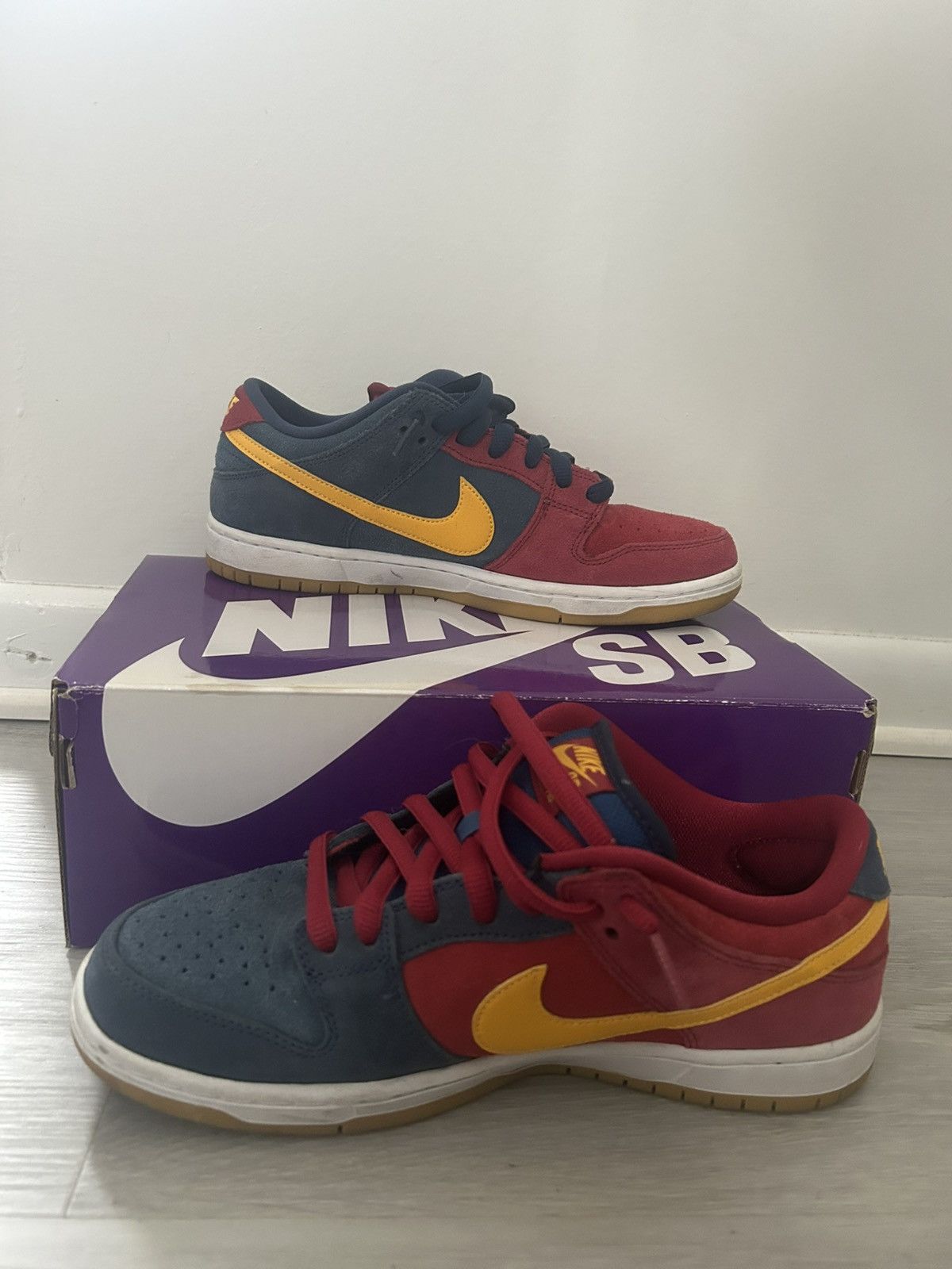 Nike Nike SB Dunk Low Barcelona Size US 8.5 / EU 41-42 - 1 Thumbnail