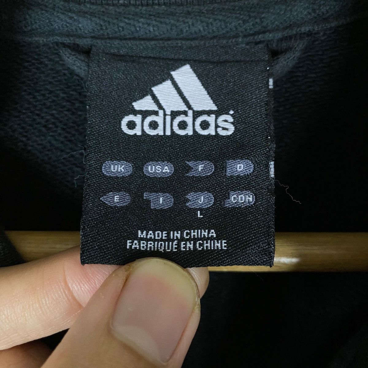 Adidas Adidas Full Zipper Spell Out Sweater Light Jacket Size US L / EU 52-54 / 3 - 8 Thumbnail