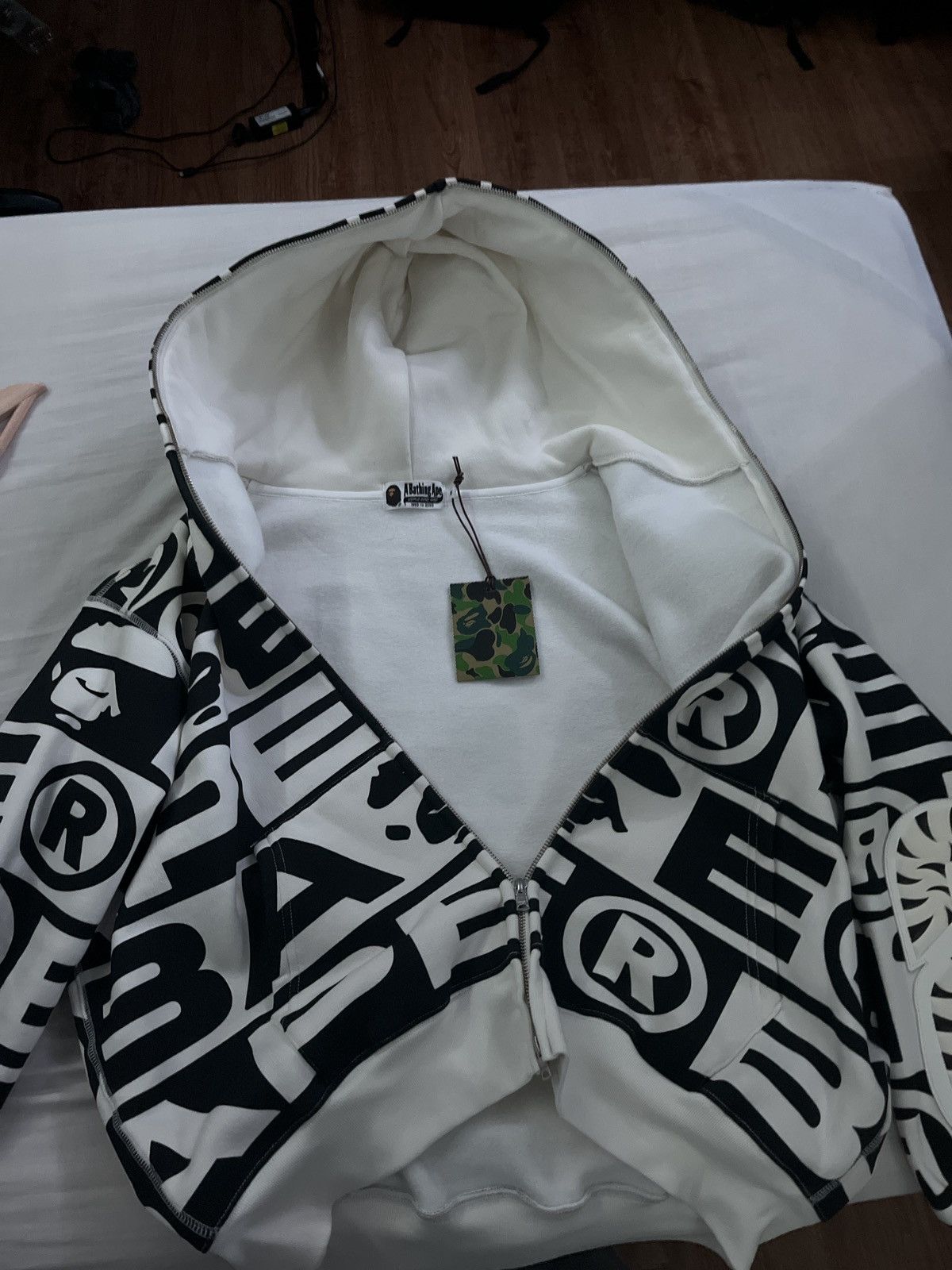Bape BAPE Lux Sport Pattern Shark Full Zip Hoodie 'Ivory' Size US M / EU 48-50 / 2 - 5 Thumbnail