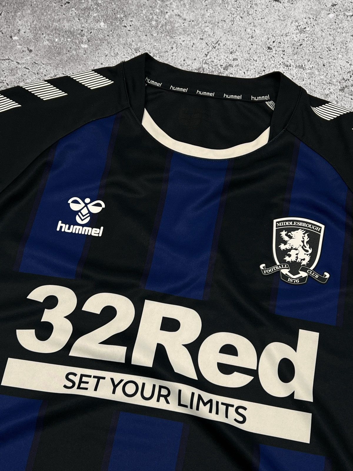 Hummel Middlesbrough FC 2020/21 Hummel Away Jersey Size US M / EU 48-50 / 2 - 2 Thumbnail