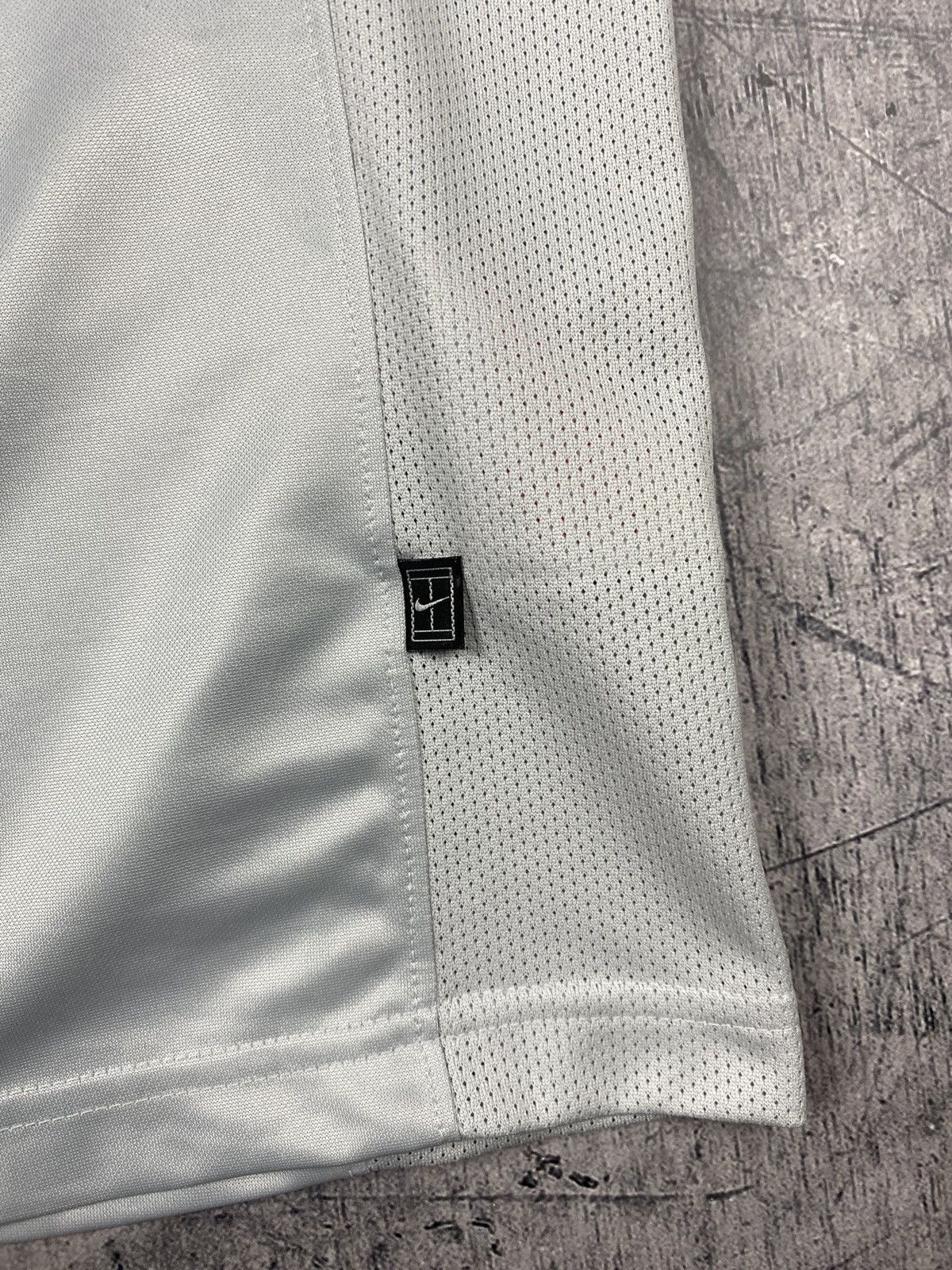 Nike New Vintage Nike Court Center Logo Drill Y2K Polo T Shirt Size US XL / EU 56 / 4 - 8 Thumbnail
