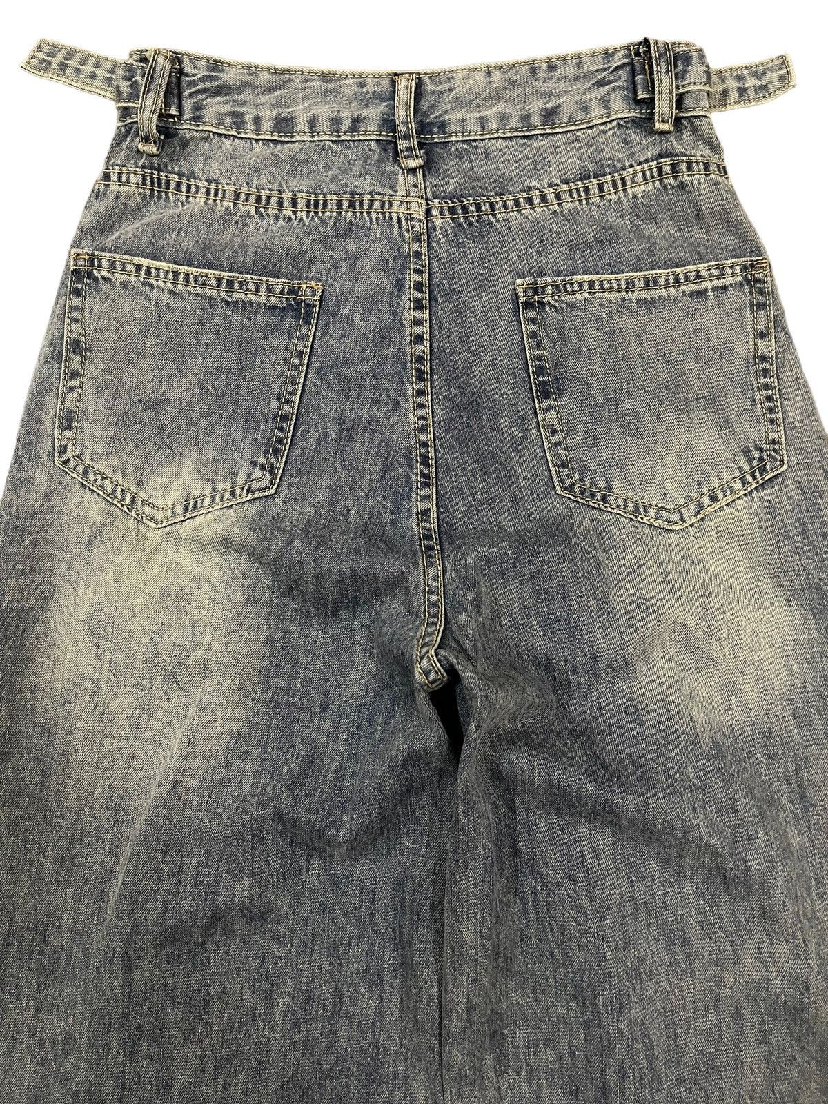 Japanese Brand Vintage Japanese Brand Adjustable Waist Distress Baggy Jeans Size 26" / US 2 / IT 38 - 4 Thumbnail