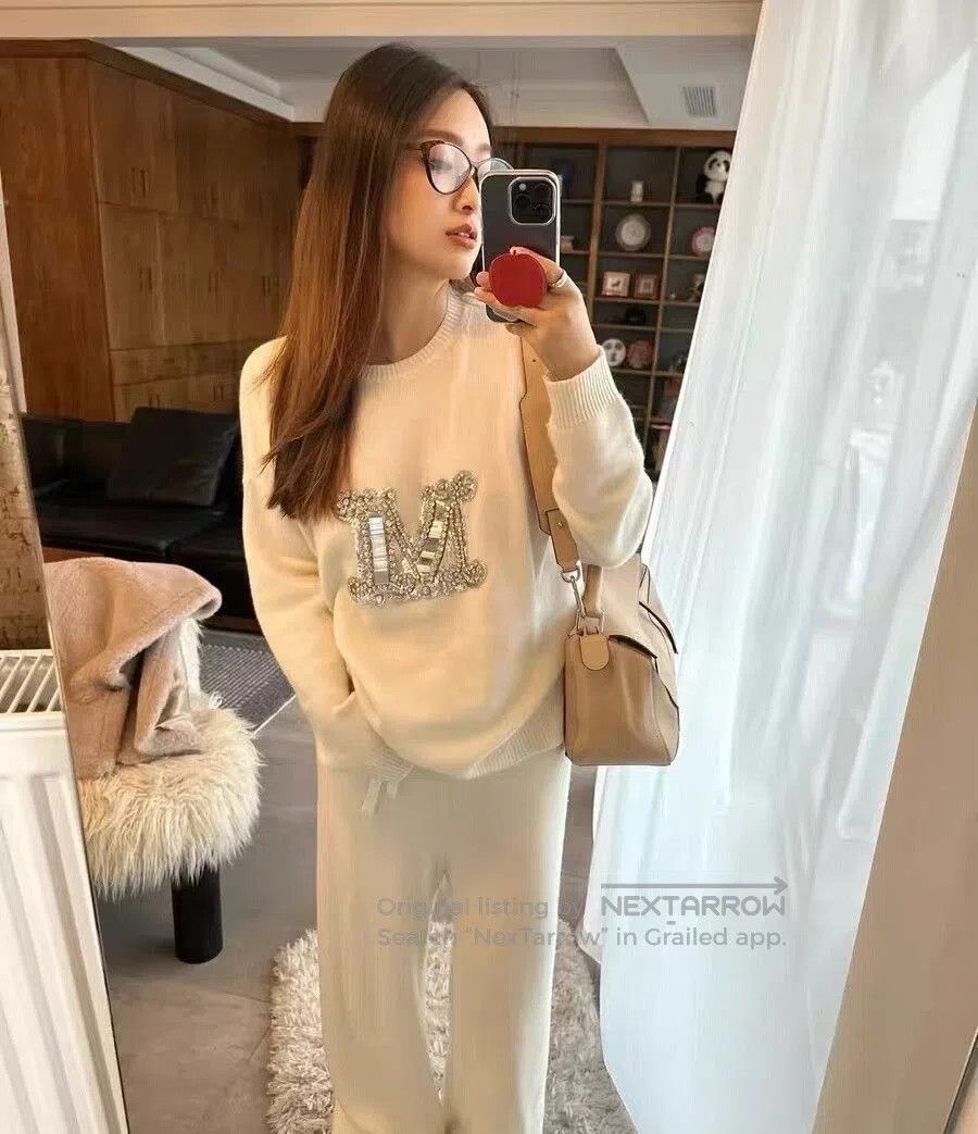 Max Mara Maxmara Knitted Sweater with Tag. Size L / US 10 / IT 46 - 7 Thumbnail