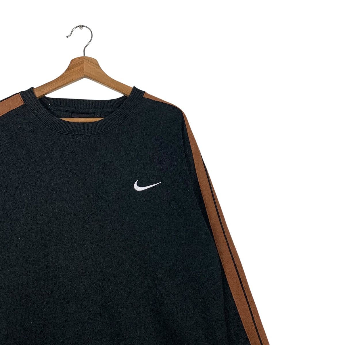 Nike NIKE Emboidery Small Logo Crewneck Sweatshirt #1921-C83 Size US L / EU 52-54 / 3 - 5 Thumbnail