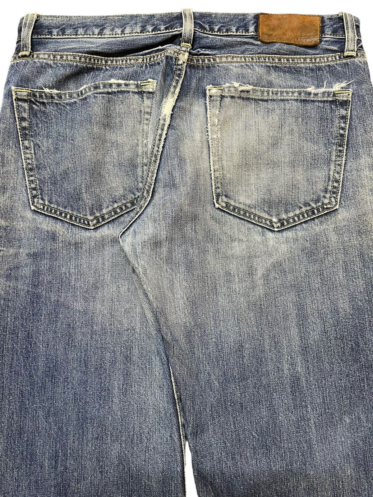 Uniqlo Vintage Y2K Uniqlo Blue Faded Wash Whiskers Straight Leg Fit Size US 32 / EU 48 - 6 Thumbnail