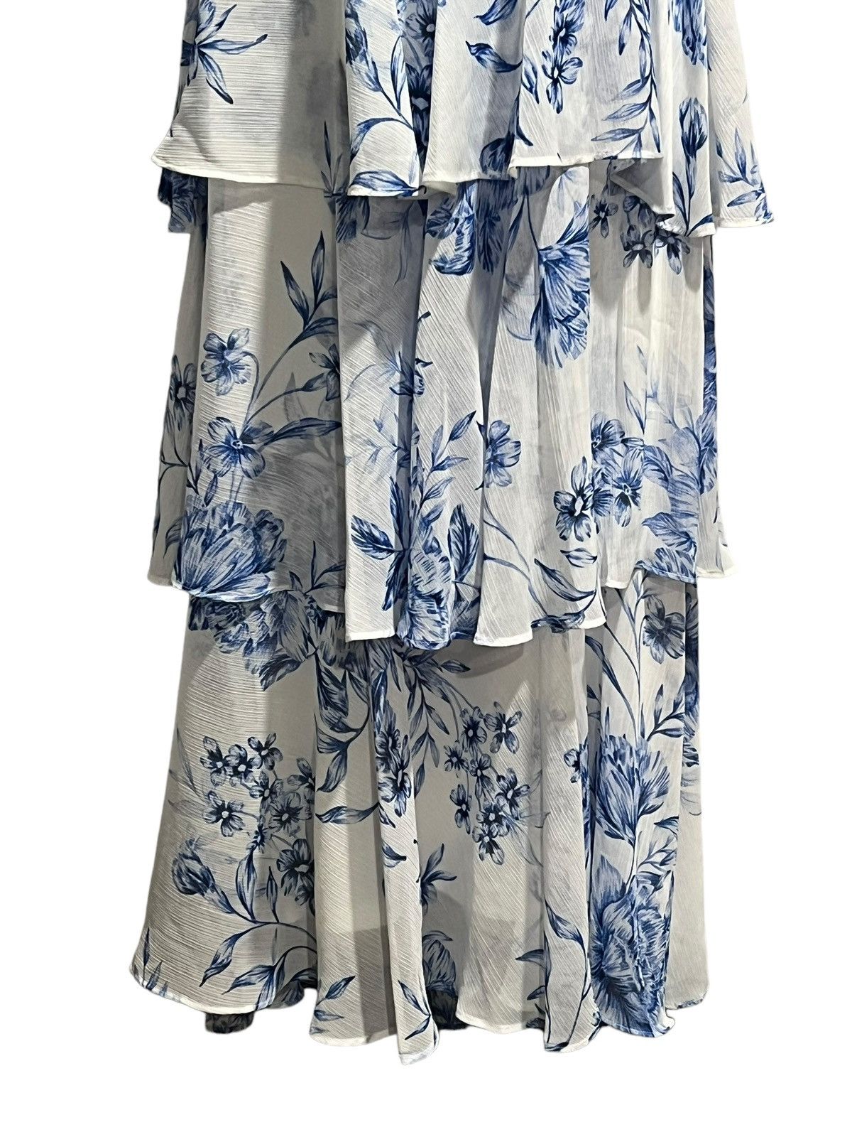 Calvin Klein NWT Calvin Klein size 10 blue and white floral dress. Size L / US 10 / IT 46 - 2 Thumbnail