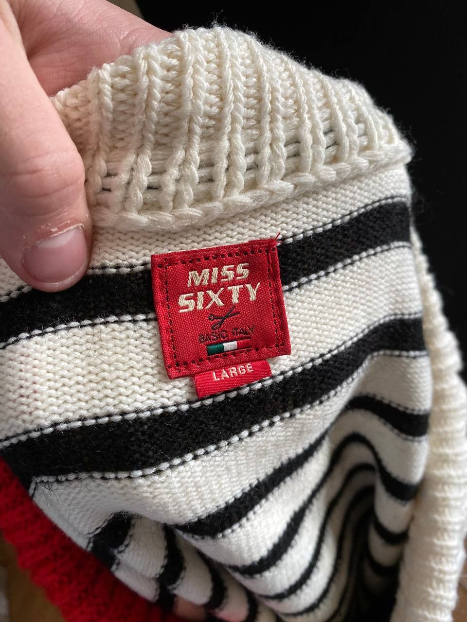 Miss Sixty MISS SIXTY Wool Blend Knit Sweater Cut-Out Waist Ring Detail Size L / US 10 / IT 46 - 7 Thumbnail