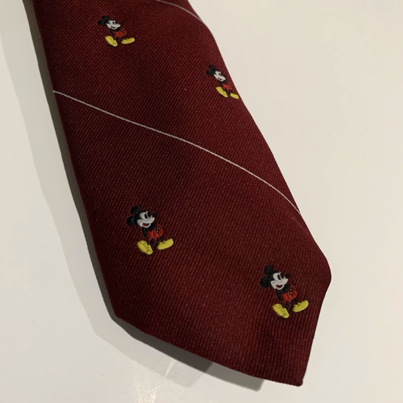 Vintage VINTAGE Cervantes Tie Knit Mickey Mouse Red 100% Polyester Short Slim Embroidered Men Size ONE SIZE - 2 Thumbnail