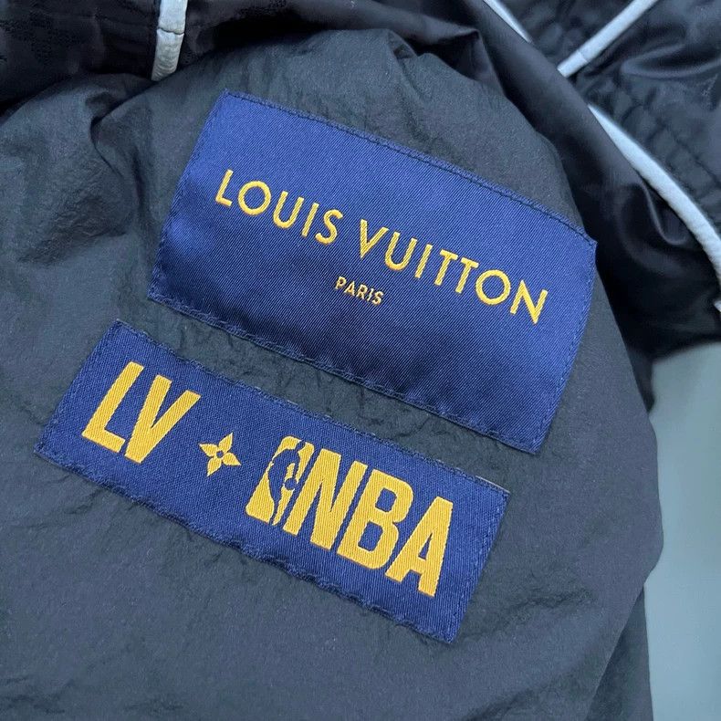 Louis Vuitton LOUIS VUITTON Stormtrooper jacket with dark stripes and ful Size US M / EU 48-50 / 2 - 5 Thumbnail