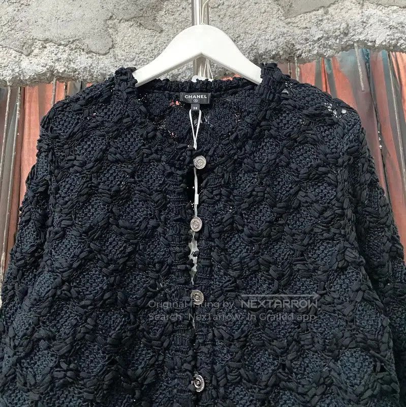 Chanel CHANEL Black Cropped Jacket for Women . Size XXS / US 00 / IT 34 - 3 Thumbnail