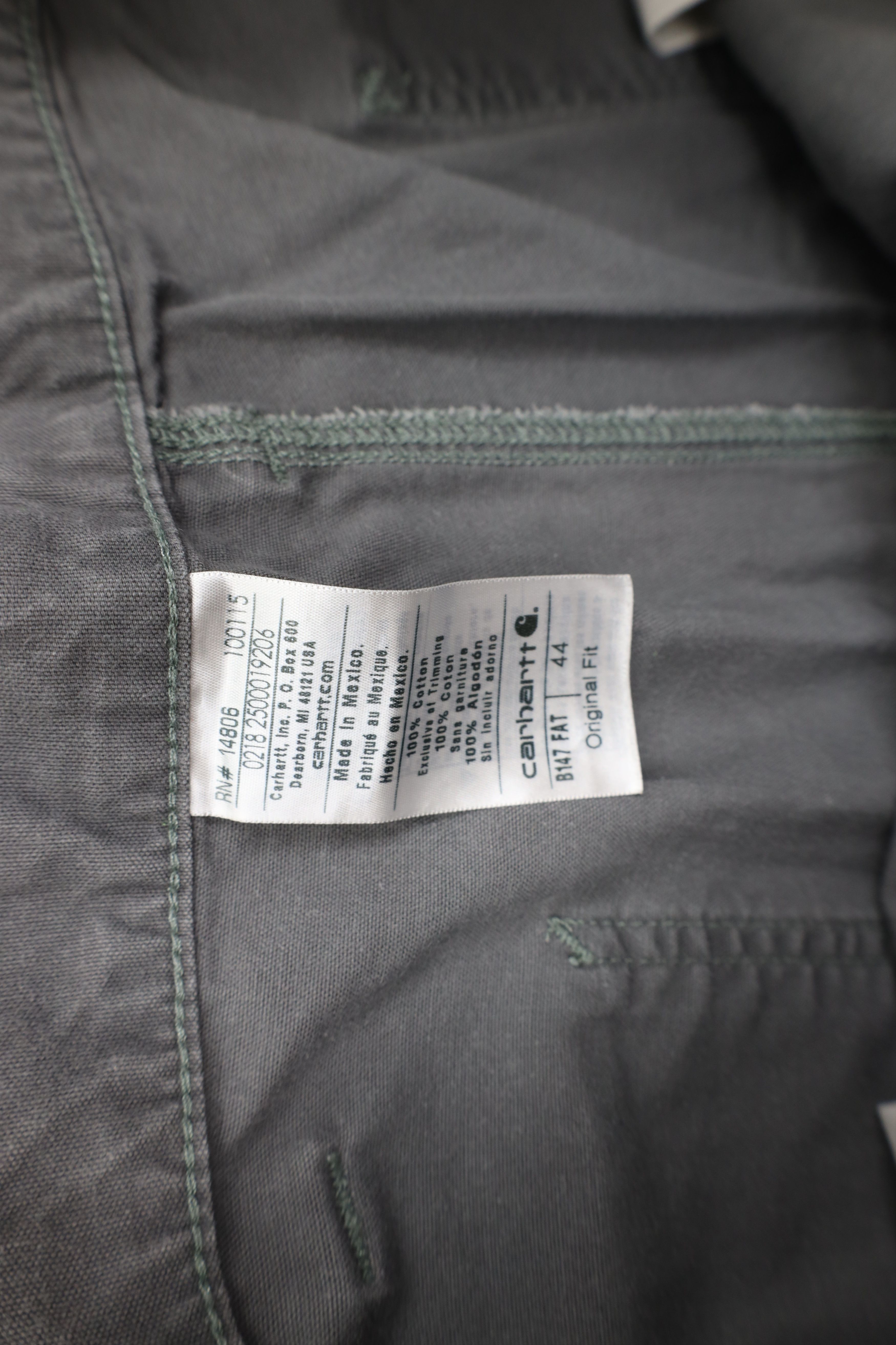 Carhartt Vintage Carhartt Relaxed Fit Dungaree Shorts Gray Cotton Size US 44 / EU 60 - 6 Thumbnail