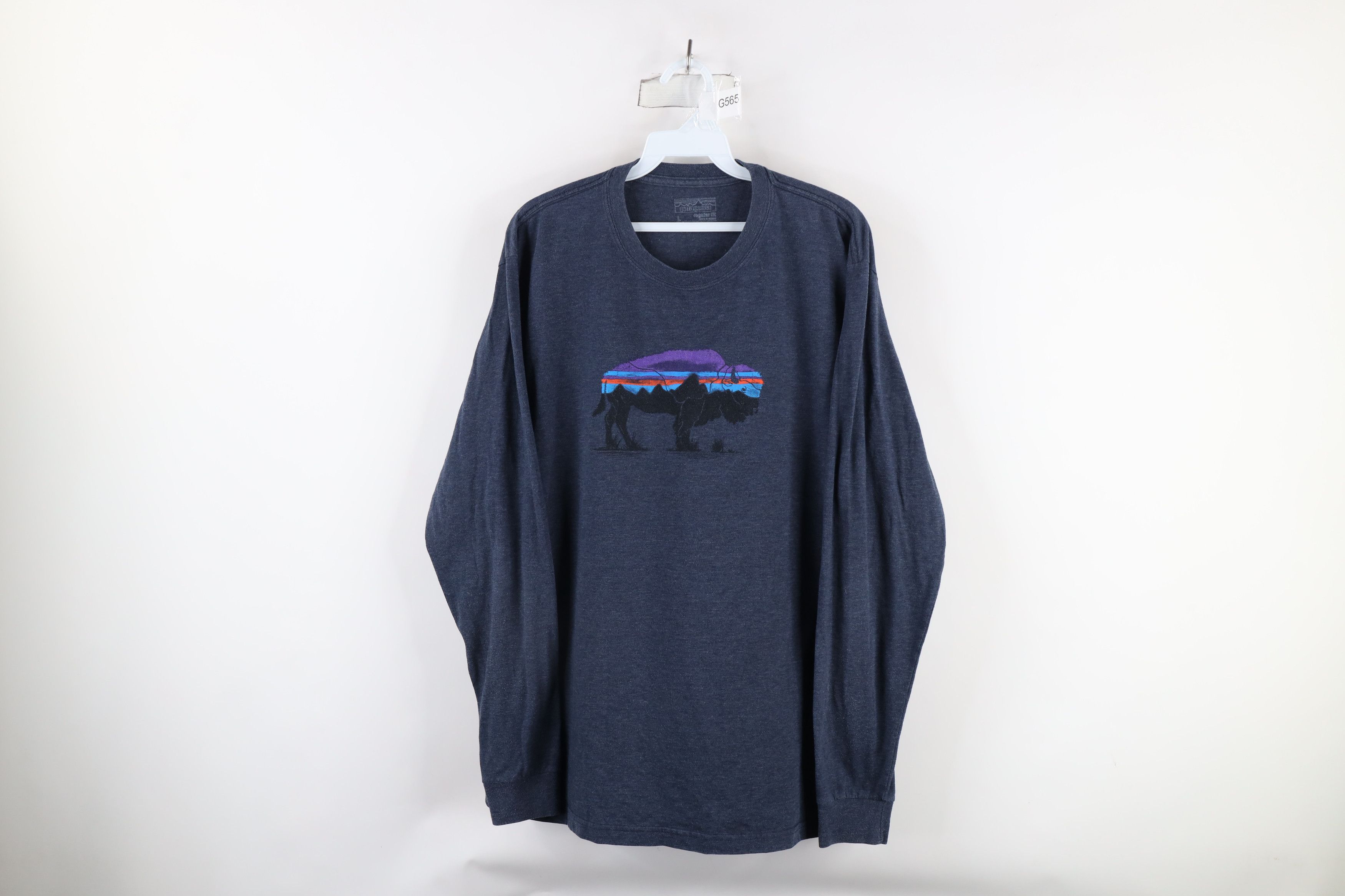 Large Blue versatilite Patagonia Buffalo