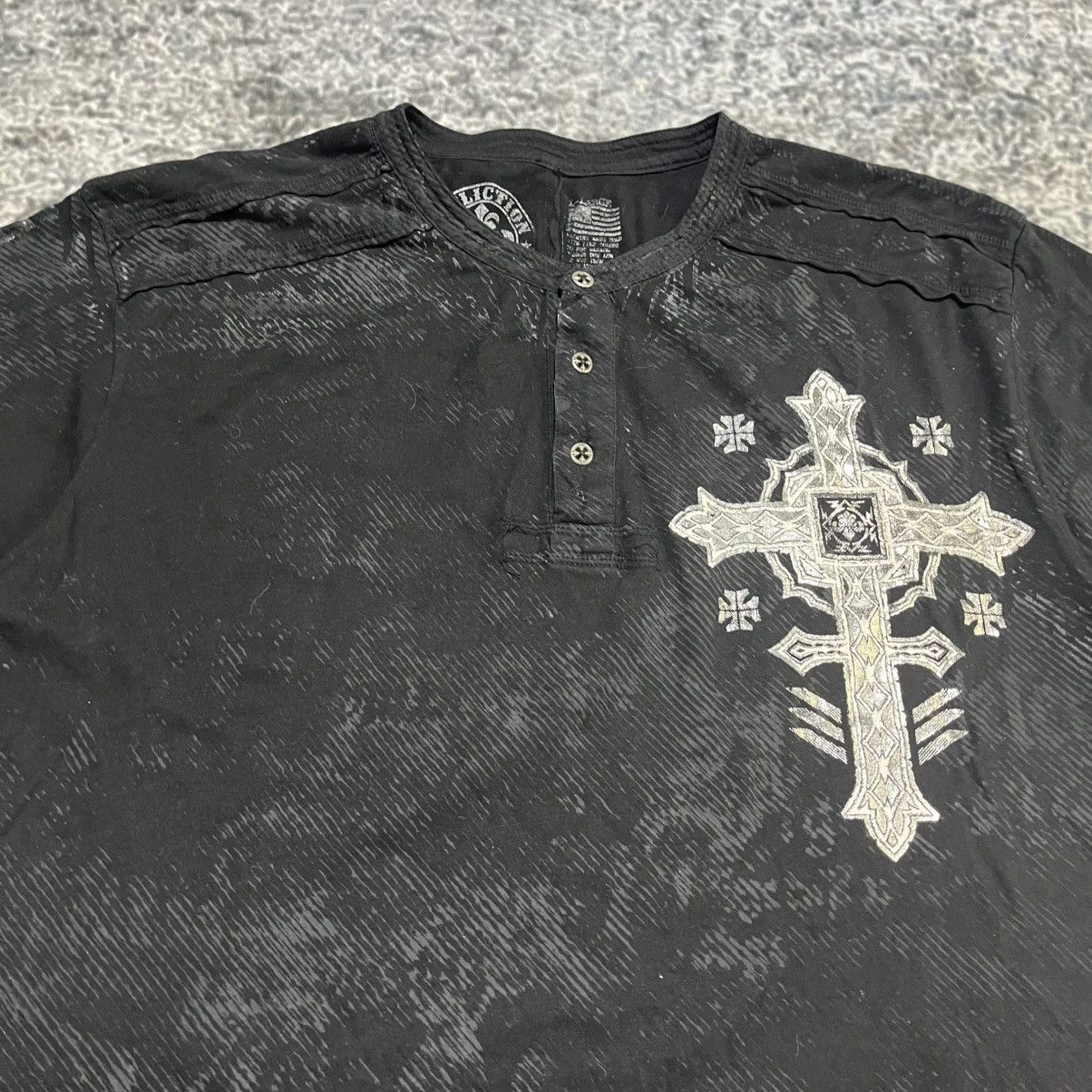 Affliction VINTAGE Y2K AFFLICTION GRUNGE SKATER SKULL HENLEY T SHIRT Size US XL / EU 56 / 4 - 4 Thumbnail
