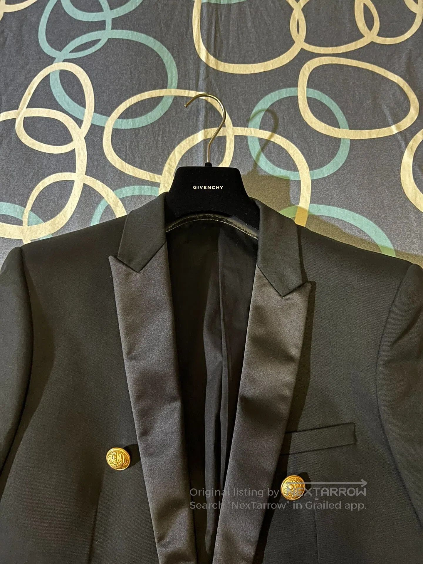 Balmain classic black double-breasted blazer with gold buttons. Size US XXL / EU 58 / 5 - 2 Thumbnail