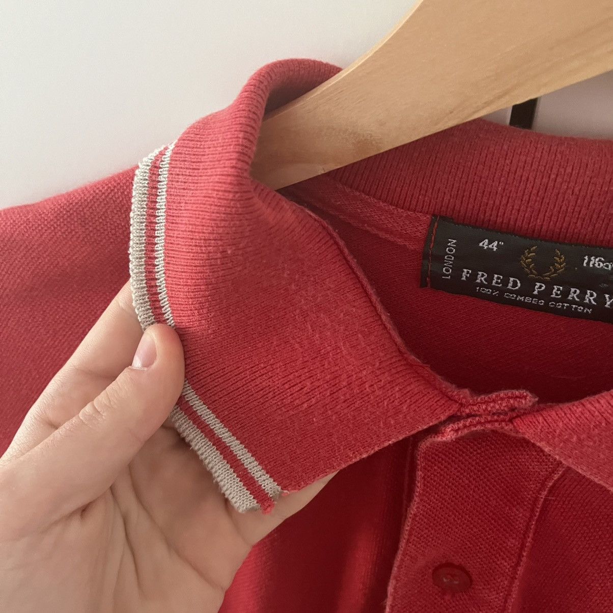 Fred Perry Vintage Fred Perry Red Polo Shirt Streetwear Y2K Size US M / EU 48-50 / 2 - 5 Thumbnail