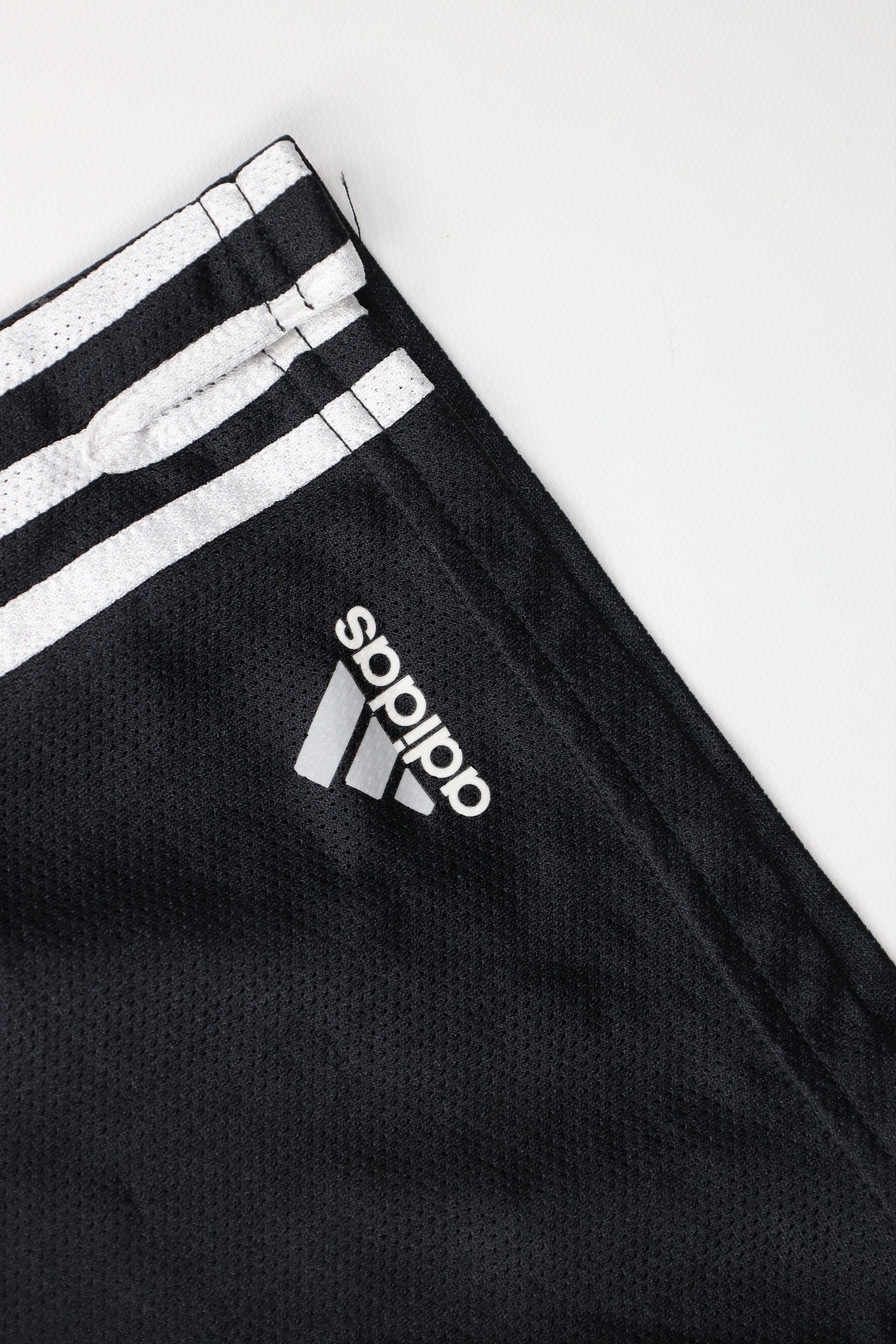 Adidas Vintage Y2K Adidas Striped Mesh Above Knee Shorts Black Size US 34 / EU 50 - 5 Thumbnail