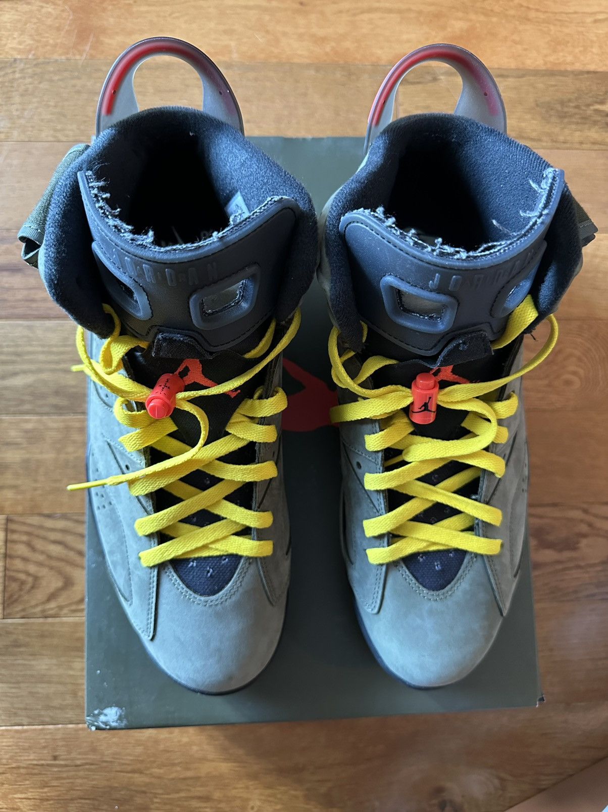 Jordan Brand × Nike × Travis Scott Air Jordan 6 Travis Scott Size US 12 / EU 45 - 3 Thumbnail