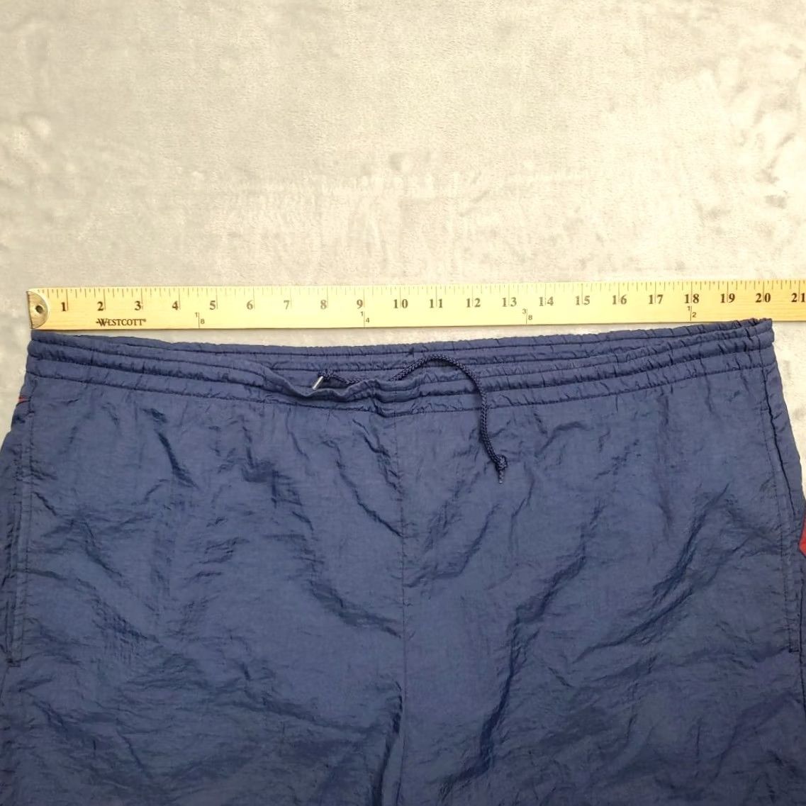 Nike Vintage Nike Shorts Men Large Blue Lined Giant Swoosh Windbreaker 100% Nylon 90s Size US 33 - 5 Thumbnail