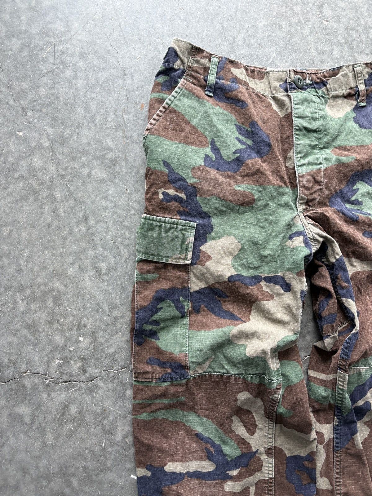 Vintage Vintage Y2K Propper Woodland Camo Cargo Pants 29x29 Size US 29 - 2 Thumbnail