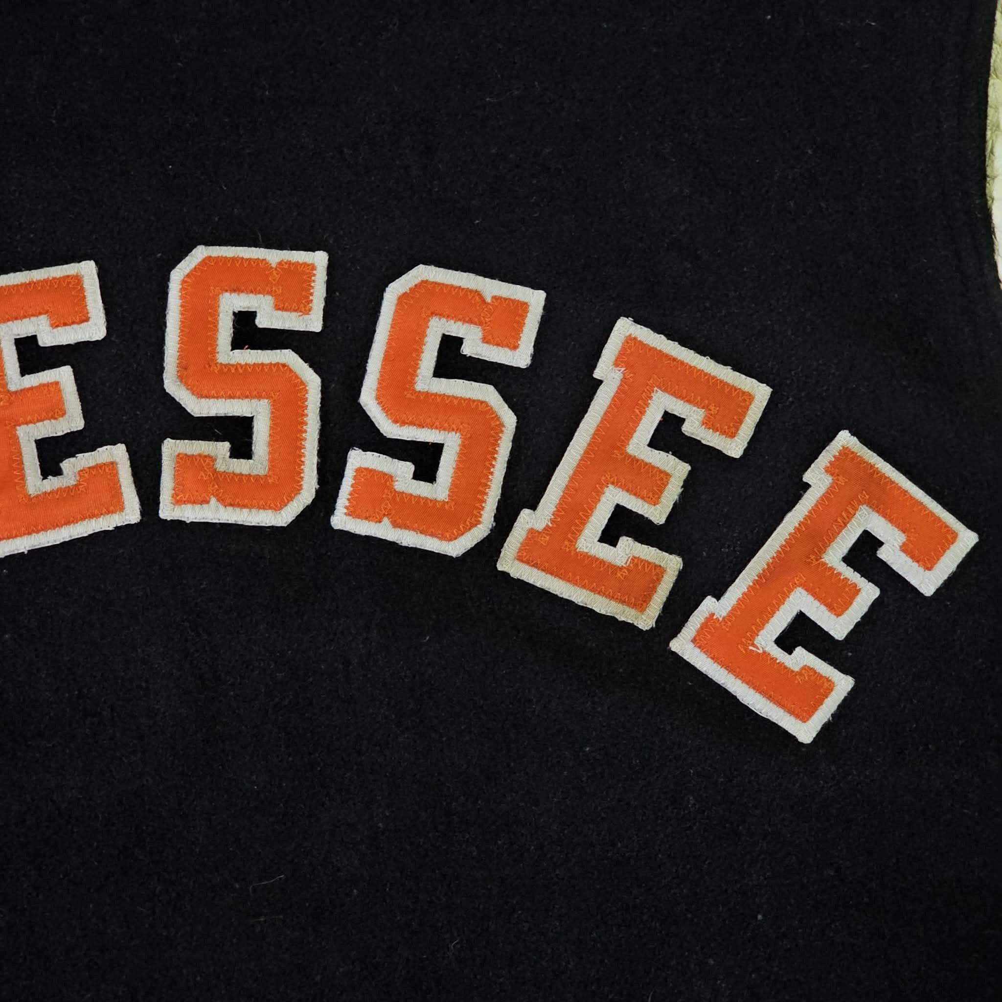 NCAA Tennessee Volunteers Vintage 80s Chalk Line Varsity Jacket Size US XL / EU 56 / 4 - 8 Thumbnail