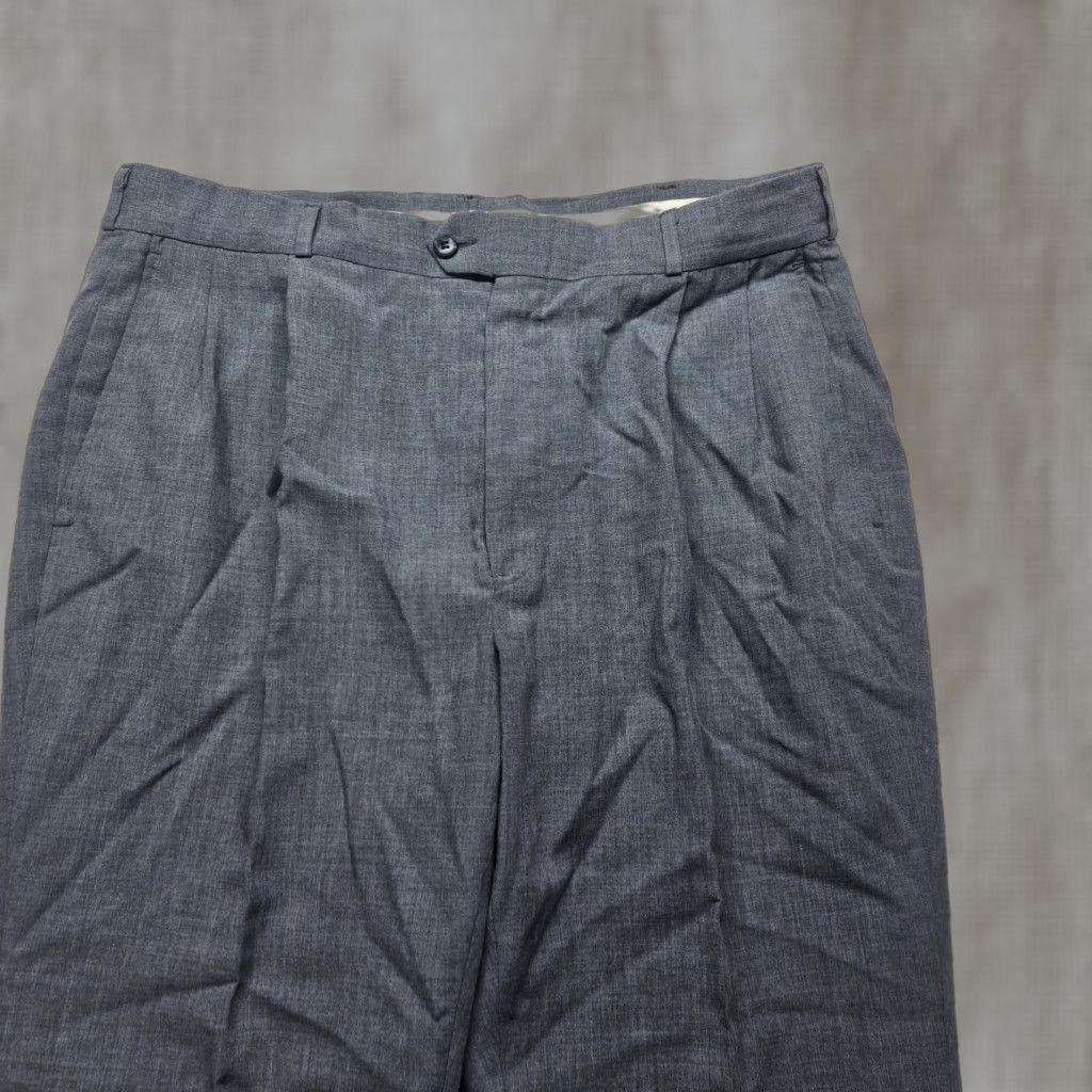 Vintage Dress Pants Gray Solid Classic Fit Flat Front Adult Men 34x28 Pants Gray Solid Classic Fit Flat Front United States 34 Mens Size US 34 / EU 50 - 1 Thumbnail