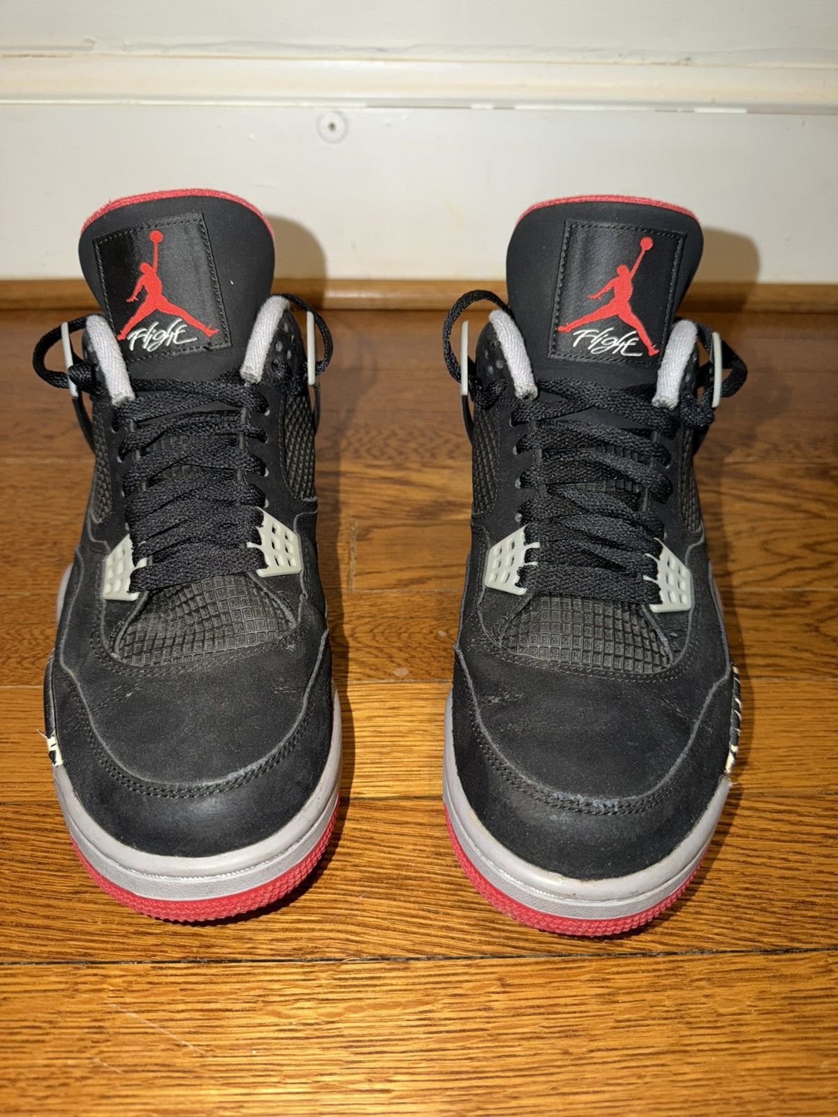 Nike Nike Air Jordan 4 Retro - Red/Black Size US 10.5 / EU 43-44 - 1 Thumbnail