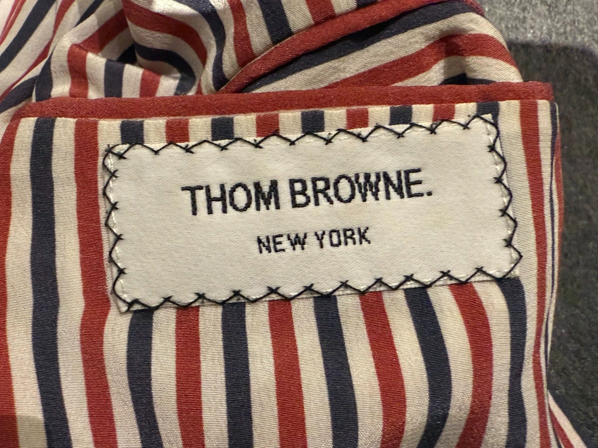 Thom Browne Thom Browne Women's Classic Cashmere Overcoat Charcoal 40 Size S / US 4 / IT 40 - 6 Thumbnail
