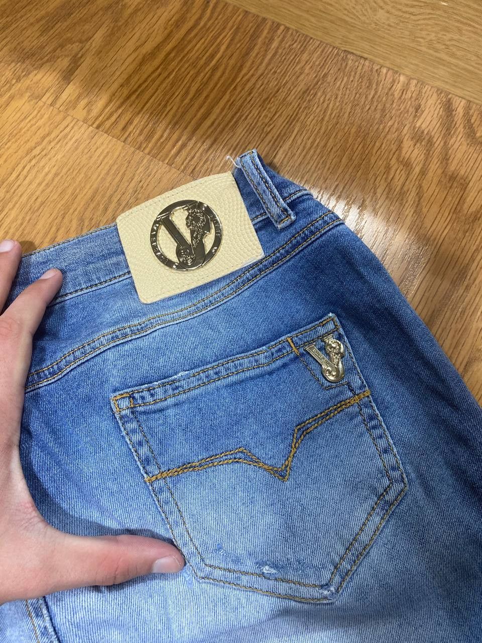 Versace Jeans Couture Versace jeans Couture vintage mens blue jeans pants Size US 32 / EU 48 - 22 Thumbnail
