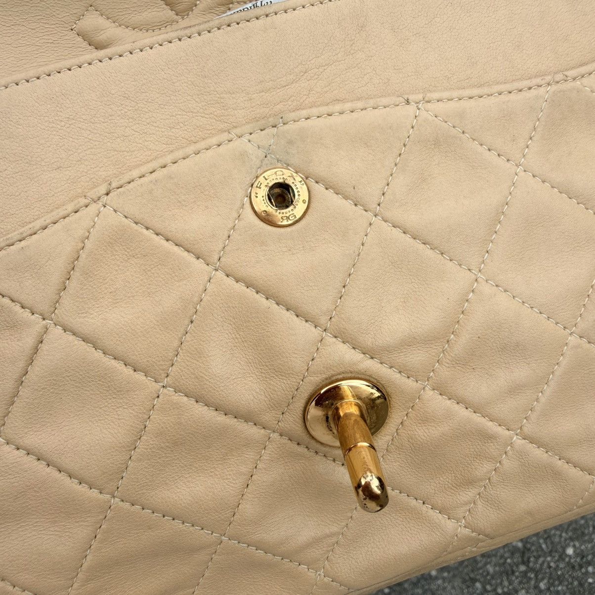 Chanel Chanel Medium Flap Beige Timeless Classic Vintage Shoulder Size ONE SIZE - 17 Thumbnail