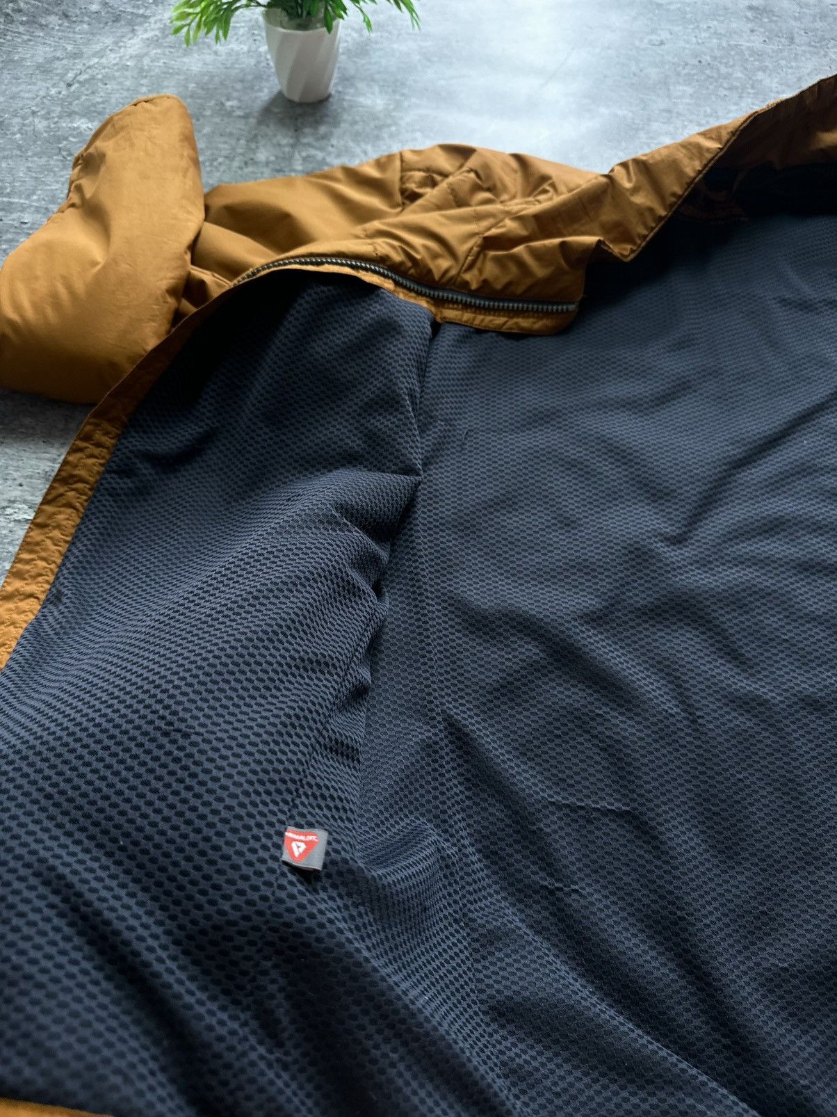 Helly Hansen Helly Hansen ULLR Outdoor Rain Quilt Jacket Gorpcore Size US XL / EU 56 / 4 - 9 Thumbnail