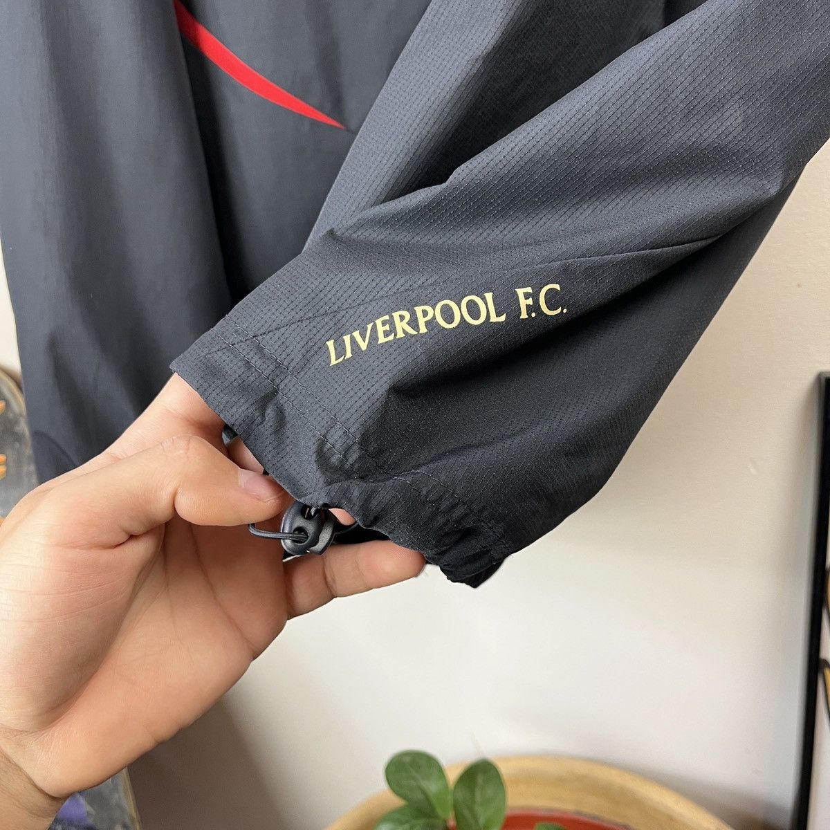Adidas Adidas Liverpool Garlsberg Jacket Blockcore Soccer 2009 Size US L / EU 52-54 / 3 - 8 Thumbnail