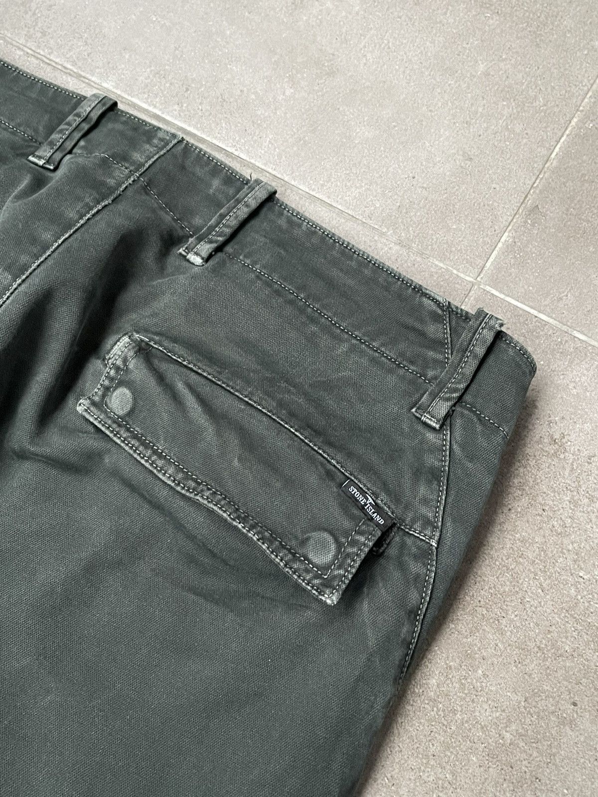 Stone Island SS20 Stone Island Washed Swamp Green Cargo Pants Size US 32 / EU 48 - 11 Thumbnail