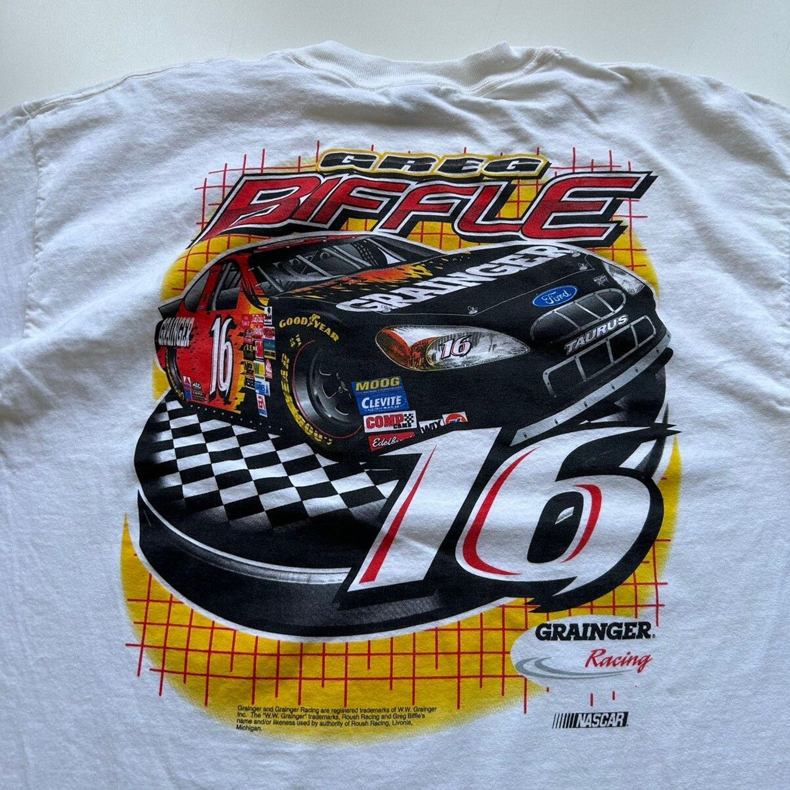 Gildan Vintage Y2K NASCAR Racing Art T Shirt XL Gildan White Rare Size US XL / EU 56 / 4 - 2 Thumbnail