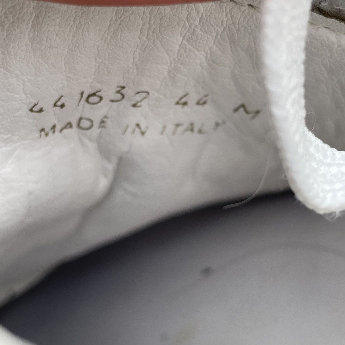 Alexander McQueen Alexander McQueen sneakers low-top leather die shoes Italy Size US 11 / EU 44 - 10 Thumbnail