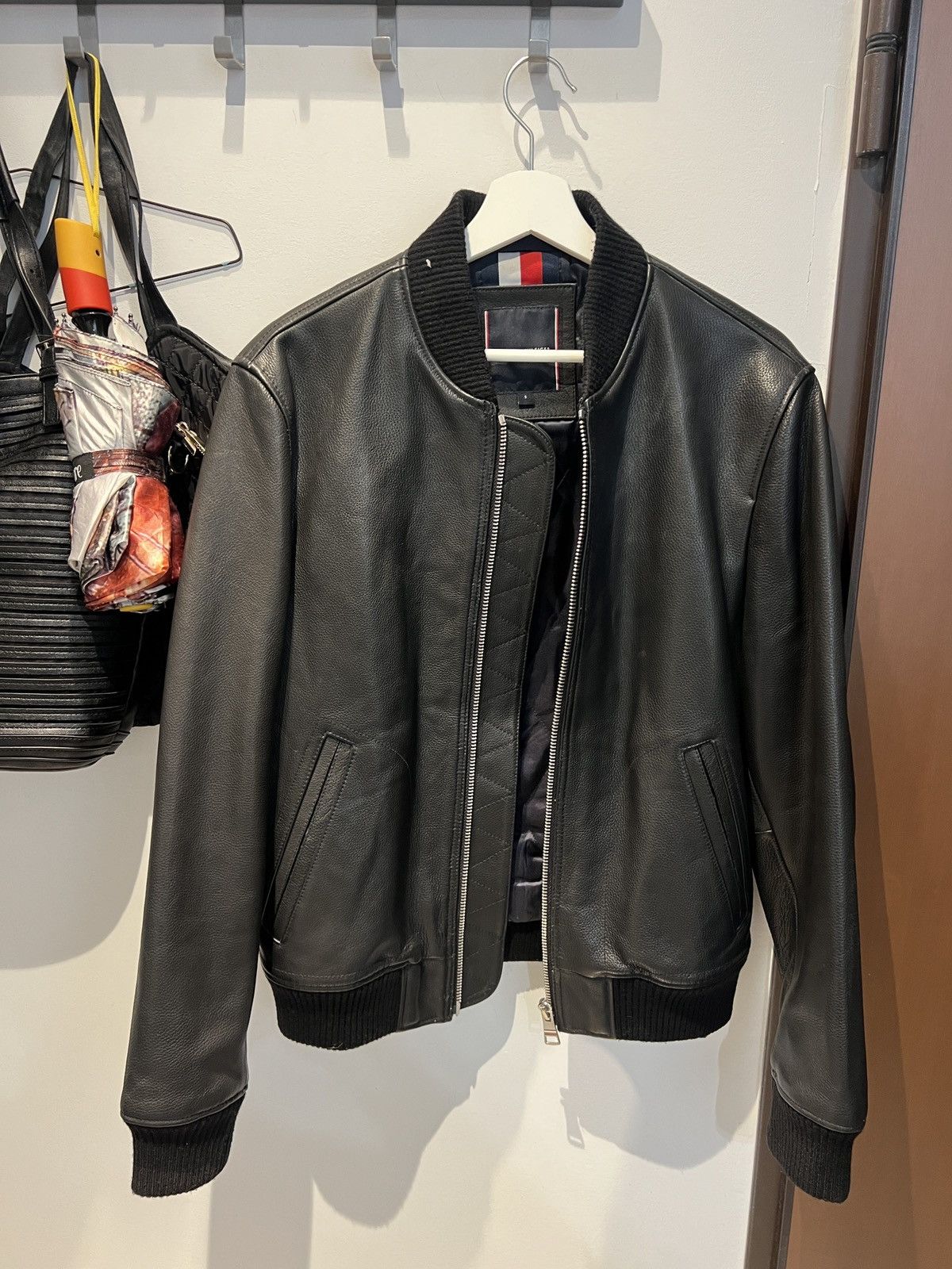 Tommy Hilfiger Tommy Helfiger Leather Jacket Size US S / EU 44-46 / 1 - 1 Thumbnail